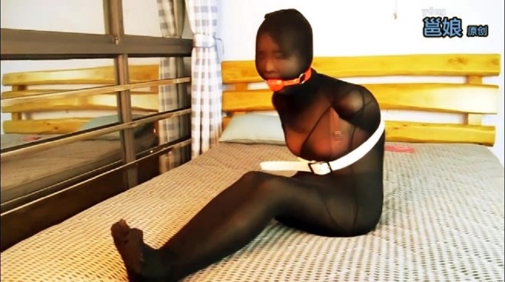 1354.0016.jpg